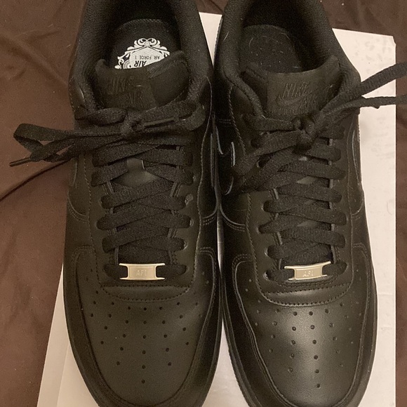 I selling them because I can’t fit em there too big and I need the money - Picture 1 of 3